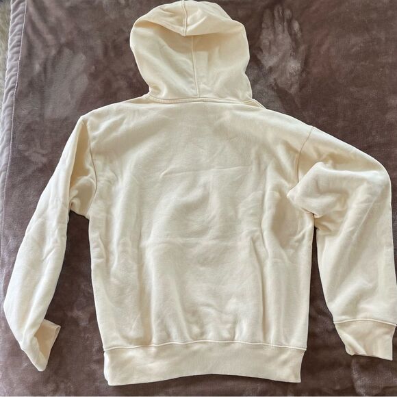 GAP Women’s Heritage Collection “Vanilla Pudding”Sweater Current Season M NWOT - Picture 8 of 10